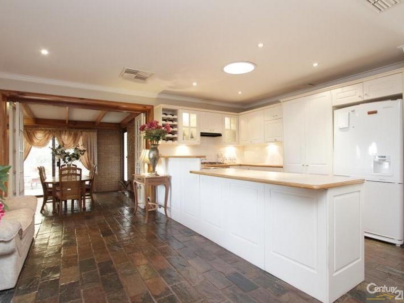 3 The Haven, Ballajura WA 6066