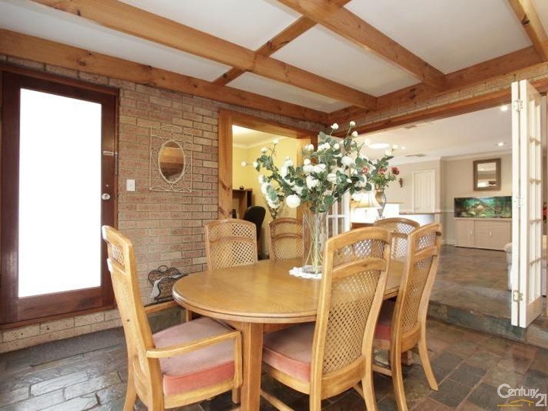 3 The Haven, Ballajura WA 6066