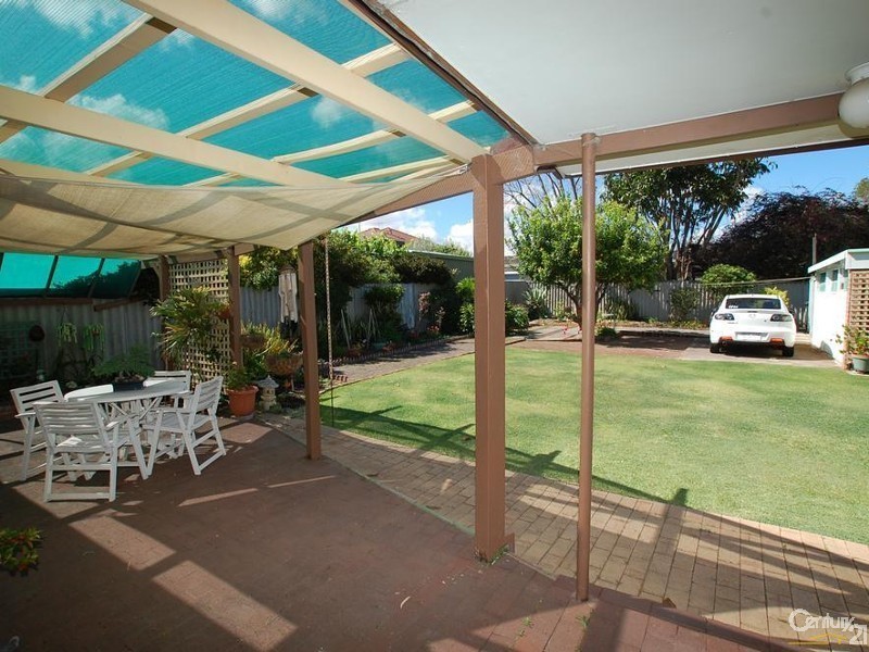 93 Howes Crescent, Dianella WA 6059