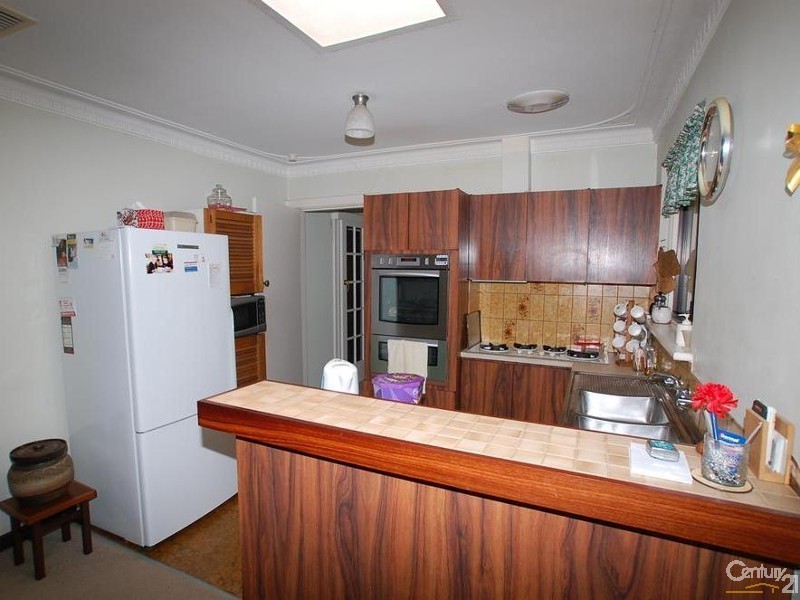 93 Howes Crescent, Dianella WA 6059