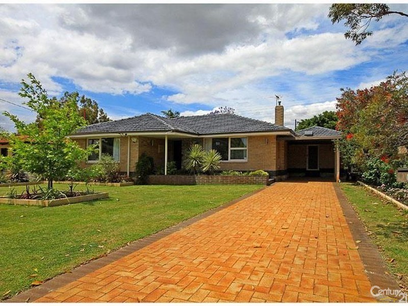 165 Howes Crescent, Dianella WA 6059