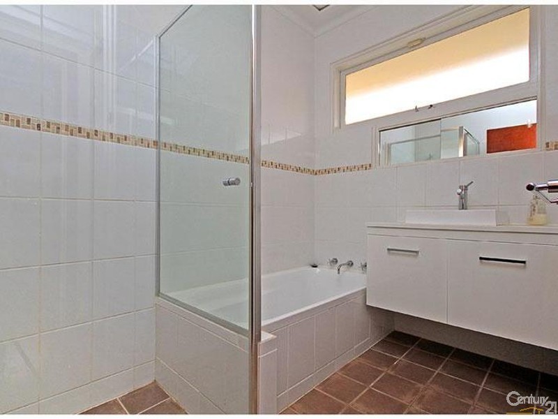 165 Howes Crescent, Dianella WA 6059