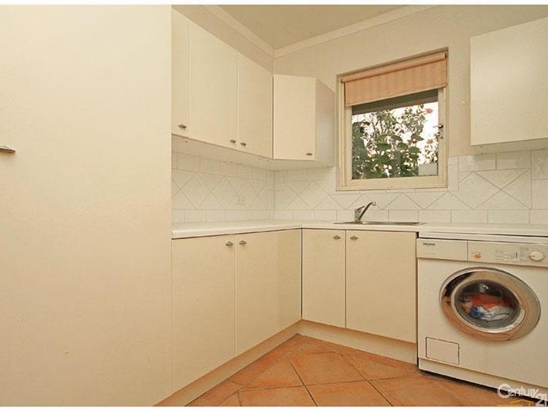 165 Howes Crescent, Dianella WA 6059