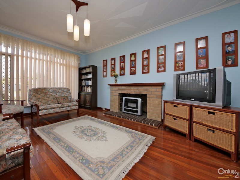 7 Cheviot Street, Dianella WA 6059