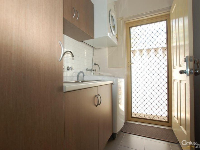 6c Selhan Place, Westminster WA 6061