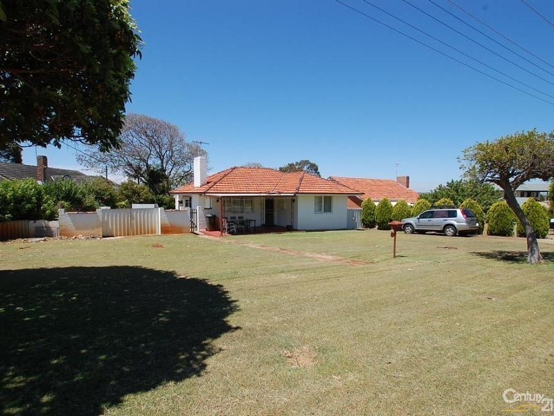 2 Hicks Street, Karrinyup WA 6018