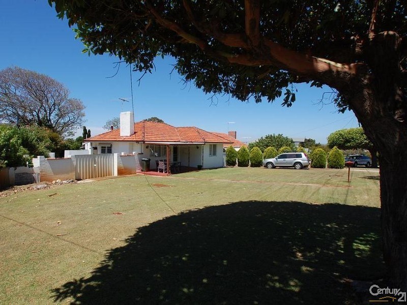 2 Hicks Street, Karrinyup WA 6018