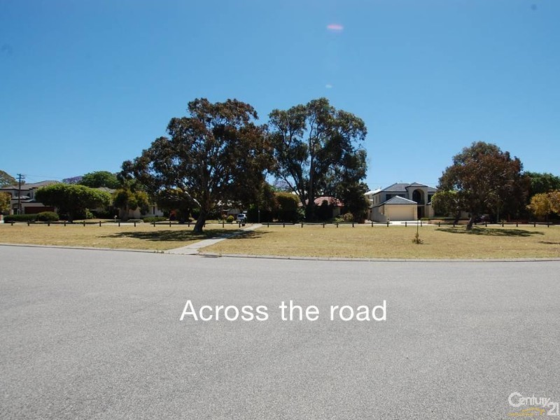 2 Hicks Street, Karrinyup WA 6018