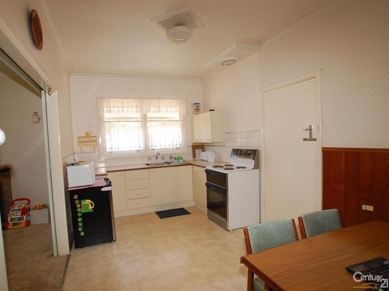 2 Hicks Street, Karrinyup WA 6018