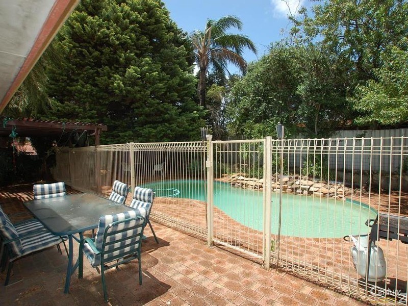 14 Siddeley Place, Dianella WA 6059