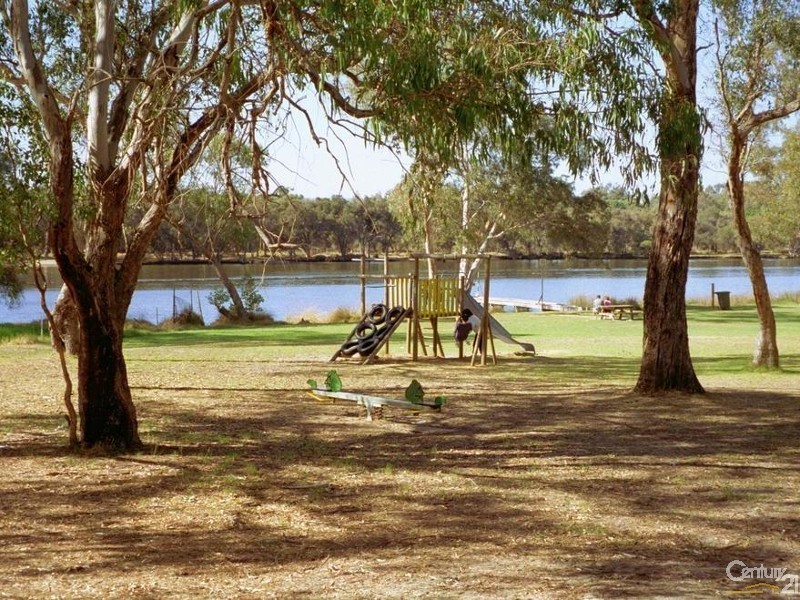 83 Katanning Street, Bayswater WA 6053