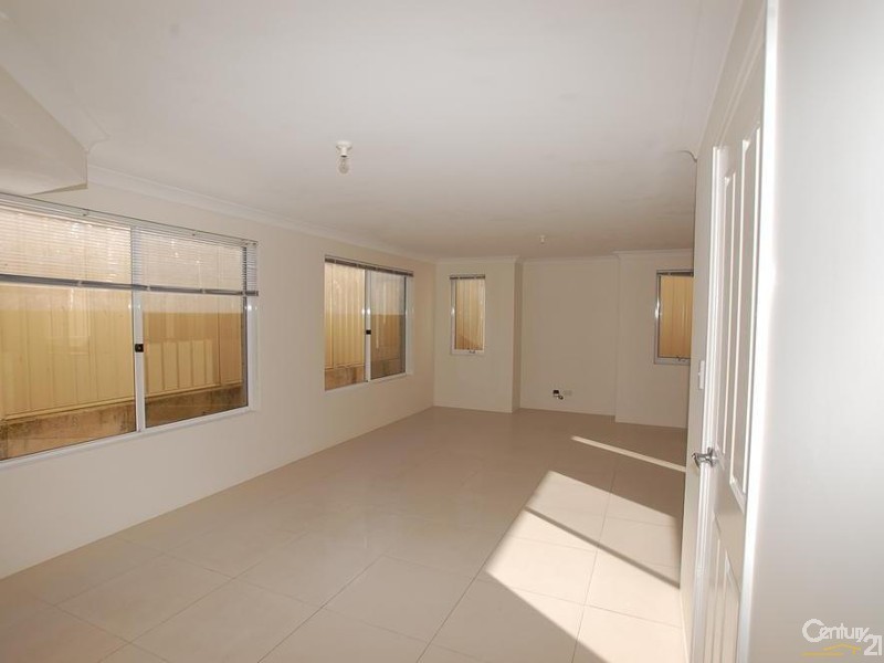 38C Eastbourne Crescent, Nollamara WA 6061