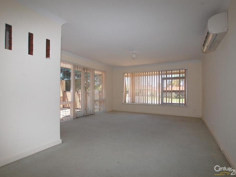 24 Rochester Way, Dianella WA 6059