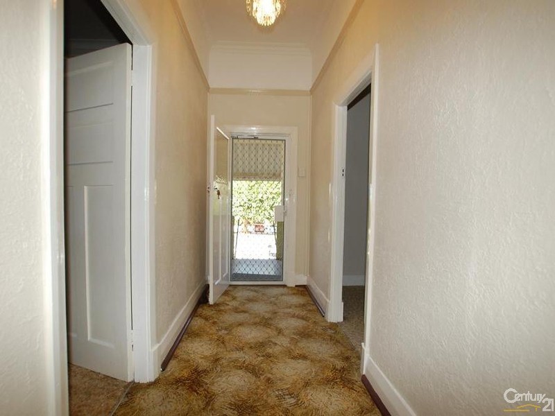 33 Milne Street, Bayswater WA 6053