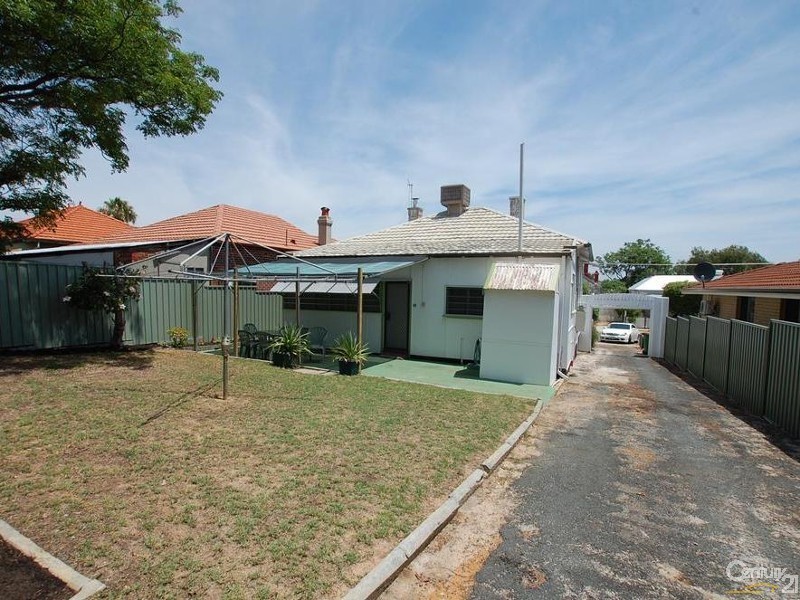 33 Milne Street, Bayswater WA 6053