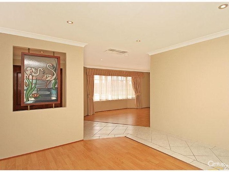 119 Hamelin Drive, Ballajura WA 6066