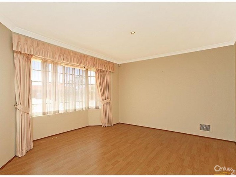 119 Hamelin Drive, Ballajura WA 6066