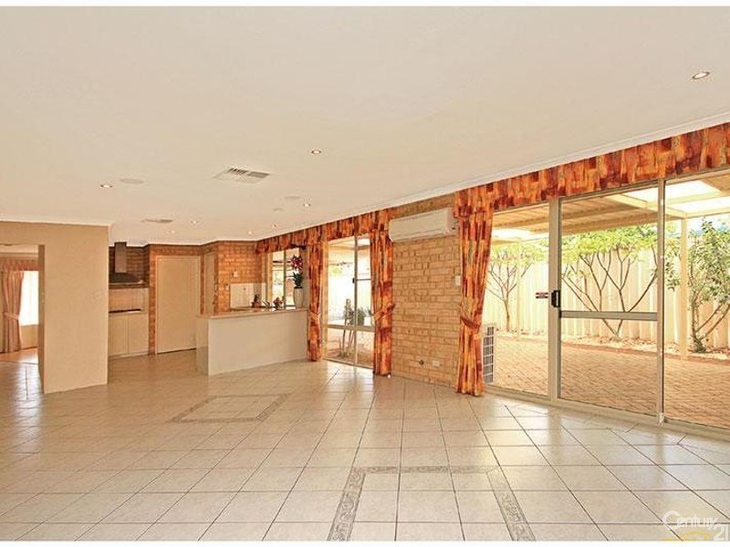 119 Hamelin Drive, Ballajura WA 6066