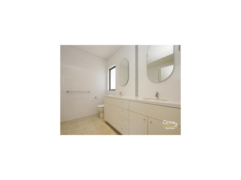 8A Walney Drive, Dianella WA 6059