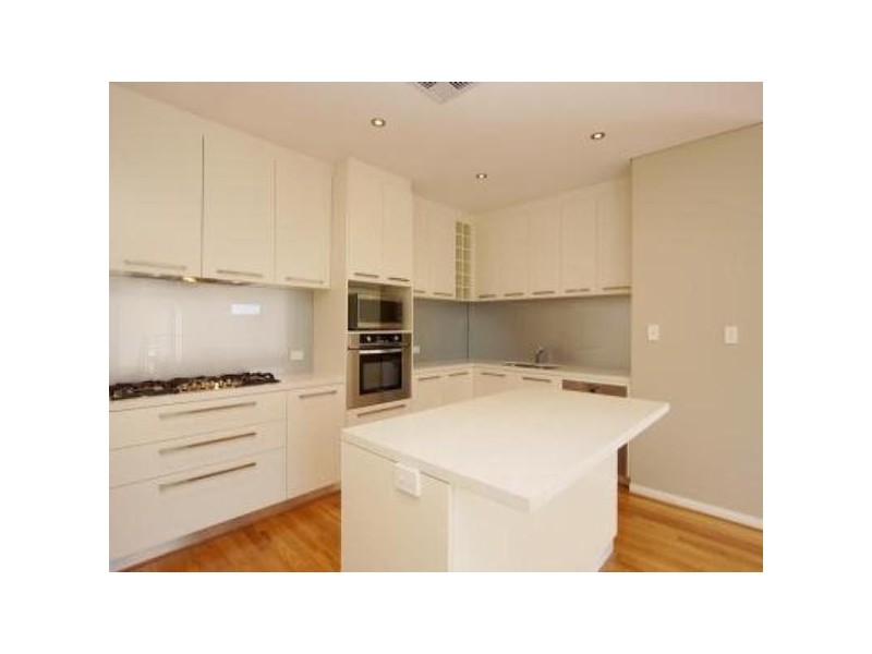 8A Walney Avenue, Dianella WA 6059