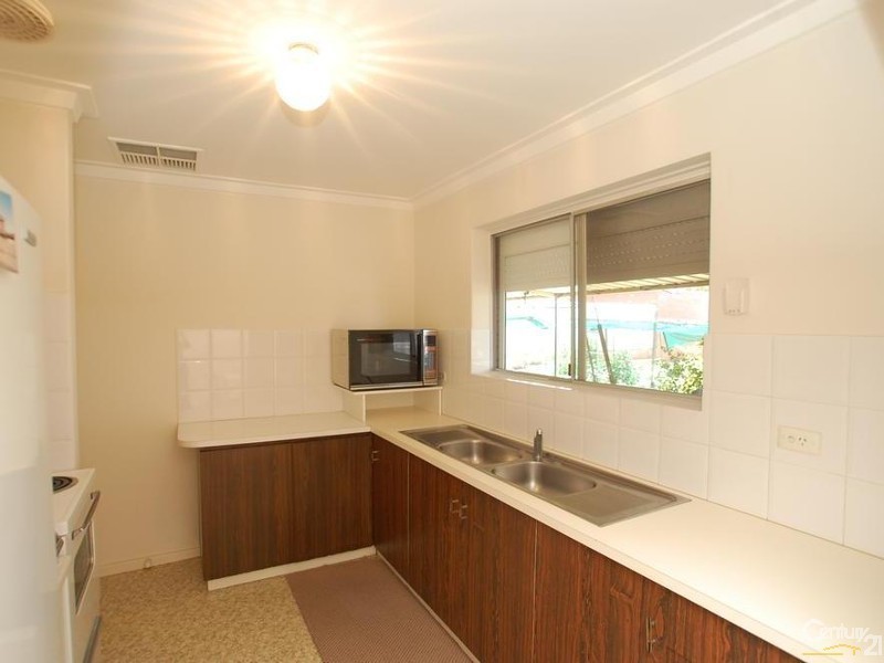 37 Sanderson Street, Embleton WA 6062