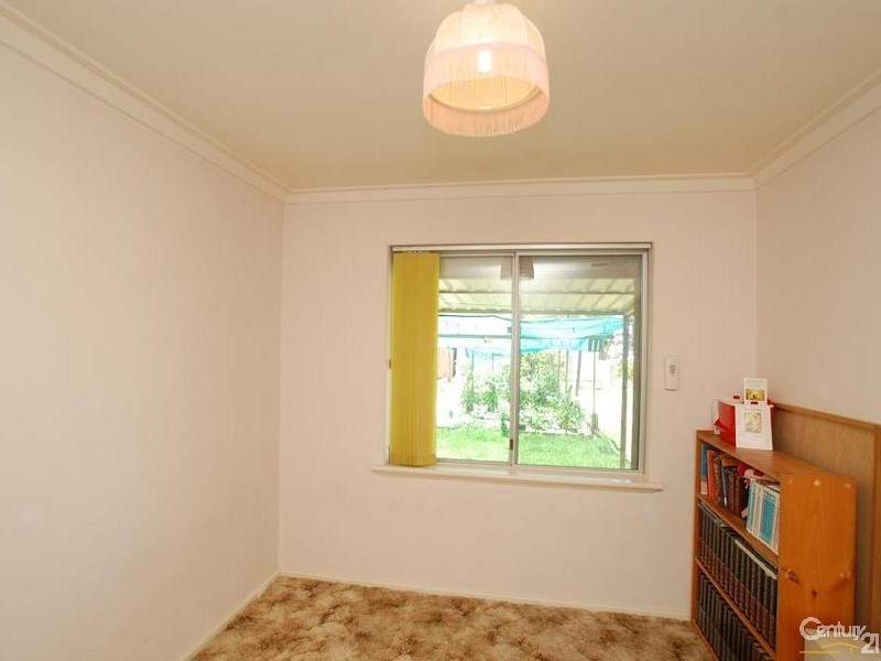 37 Sanderson Street, Embleton WA 6062