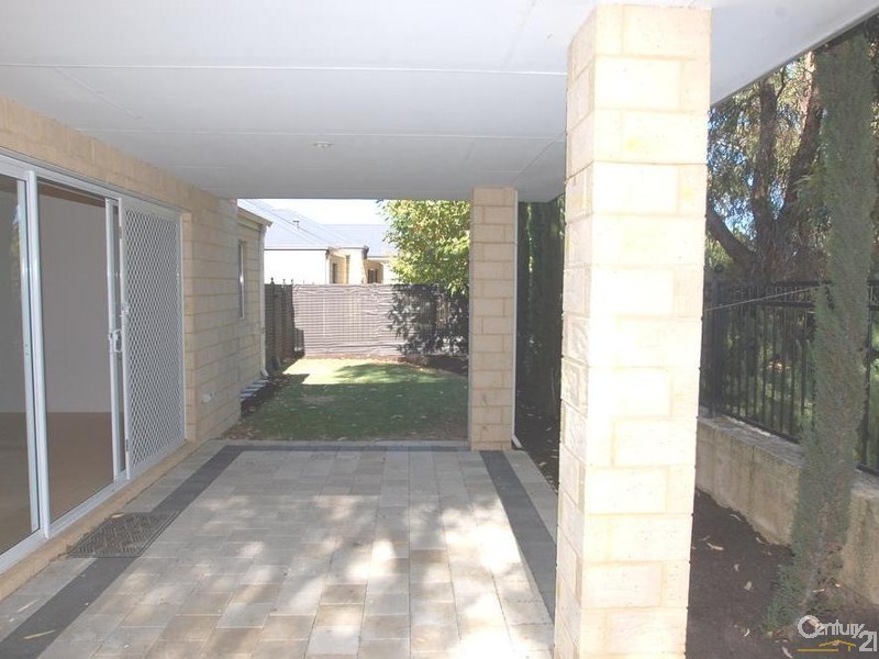 25 Yaroomba Place, Clarkson WA 6030