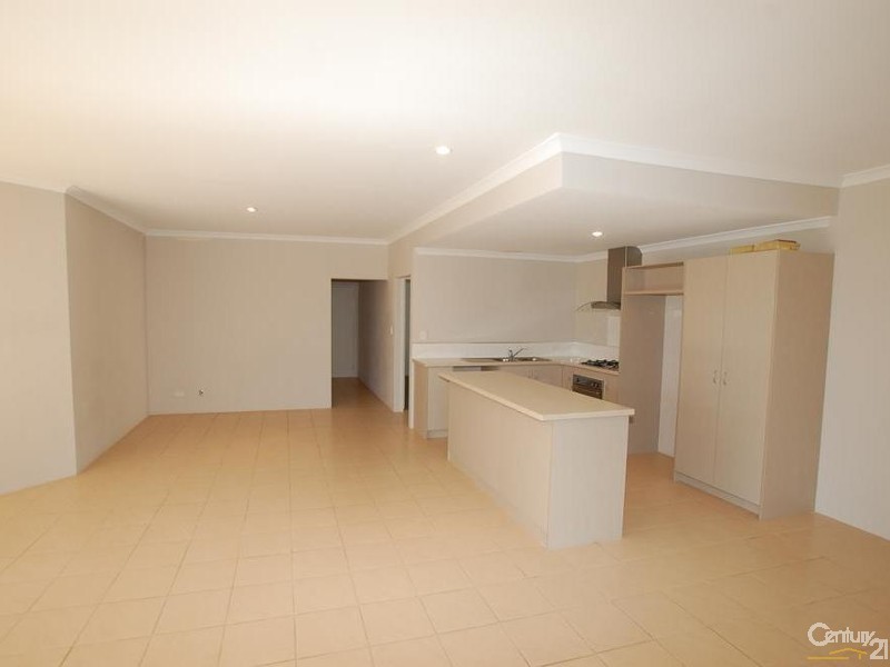 25 Yaroomba Place, Clarkson WA 6030