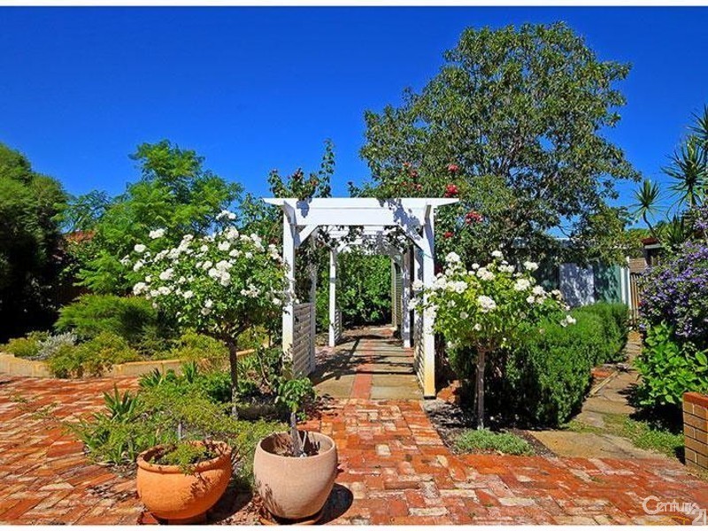 9 Phillips Street, Dianella WA 6059