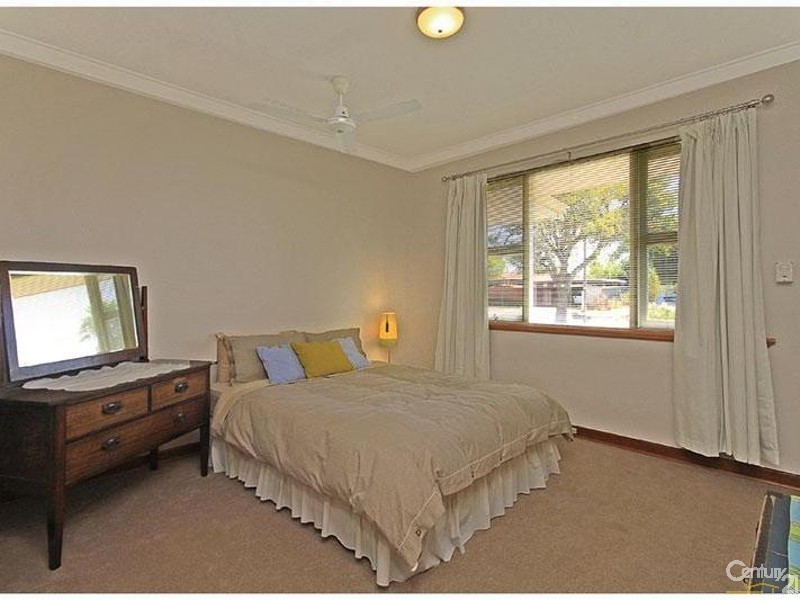 9 Phillips Street, Dianella WA 6059