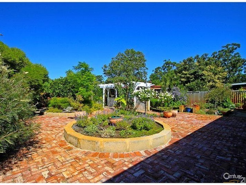 9 Phillips Street, Dianella WA 6059