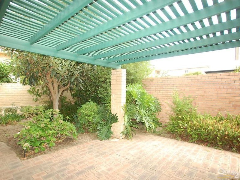 128a Moulden Avenue, Yokine WA 6060