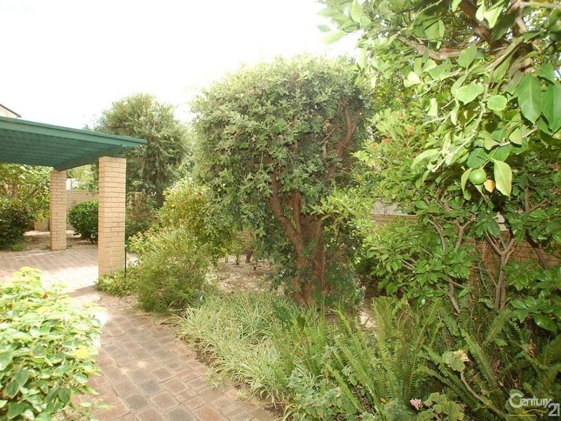 128a Moulden Avenue, Yokine WA 6060