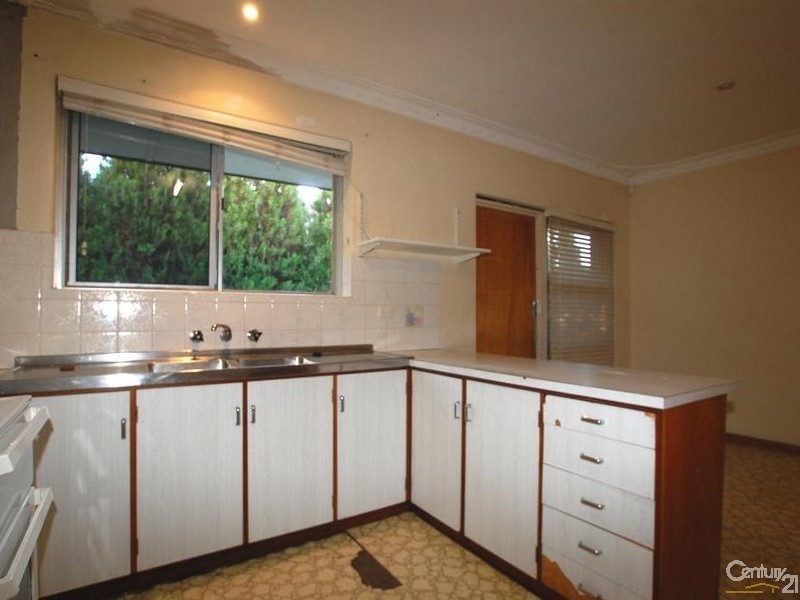 13 Printer Street, Dianella WA 6059