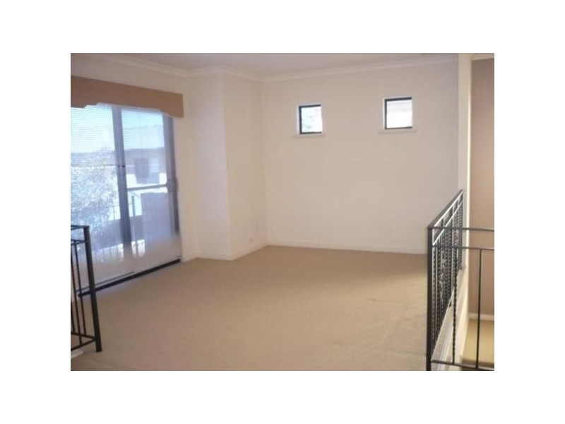 2/123 Moulden Avenue, Yokine WA 6060