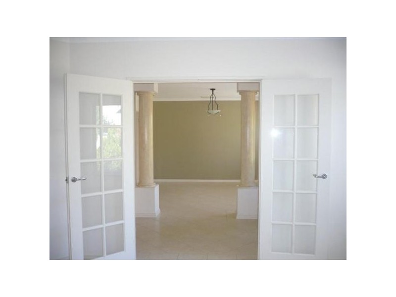 2/123 Moulden Avenue, Yokine WA 6060