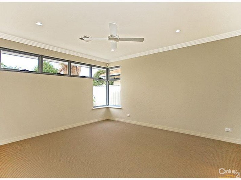 21 Sutherland Avenue, Dianella WA 6059