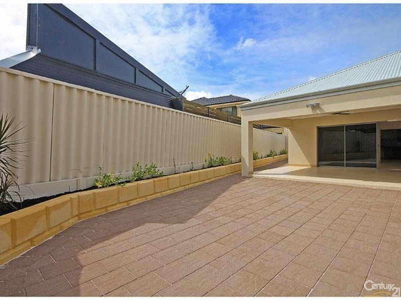 21 Sutherland Avenue, Dianella WA 6059