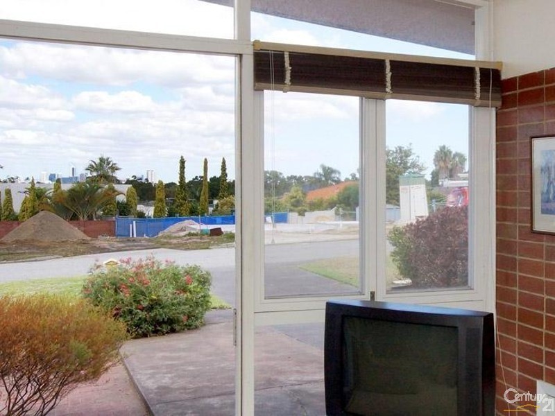 13  Elabana Crescent, Dianella WA 6059