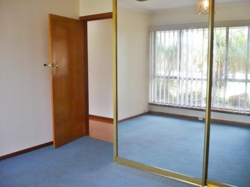 18 Glover Street, Dianella WA 6059