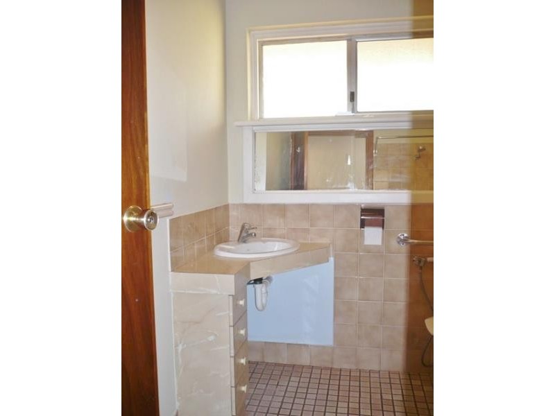 18 Glover Street, Dianella WA 6059