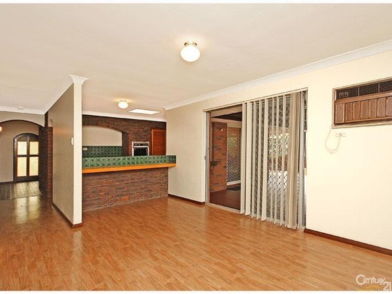 10 Seabrook Street, Dianella WA 6059