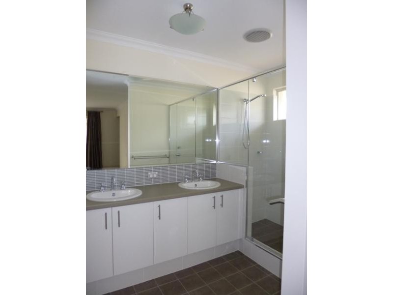 39 Slade Street, Bayswater WA 6053