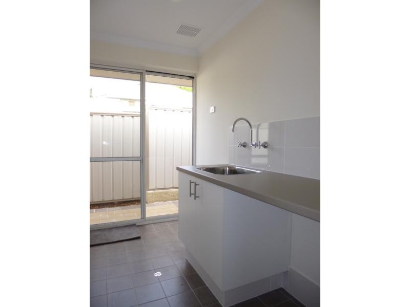 39 Slade Street, Bayswater WA 6053