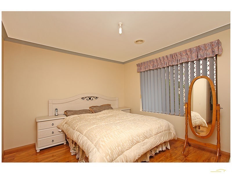 6 Lae Court, Ballajura WA 6066