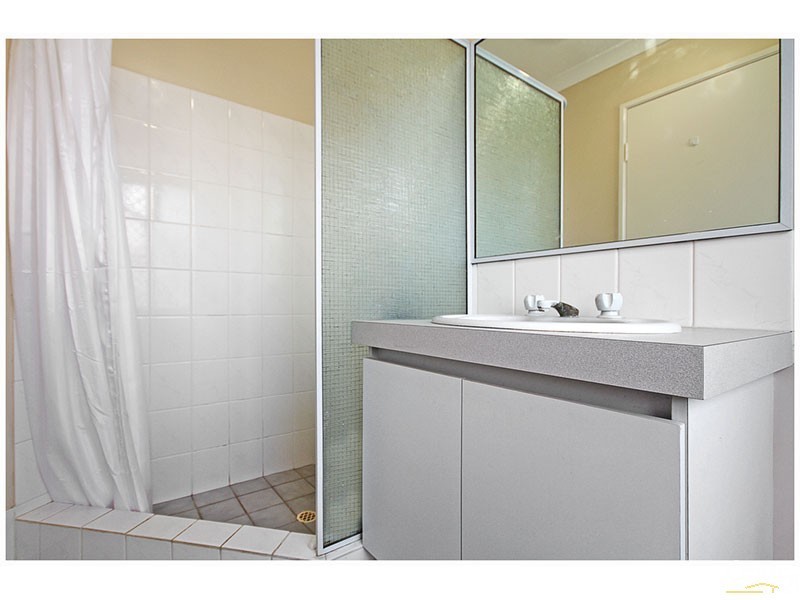 6 Lae Court, Ballajura WA 6066