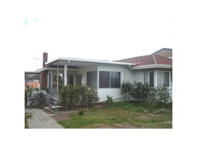 135 Hayes Avenue, Dianella WA 6059