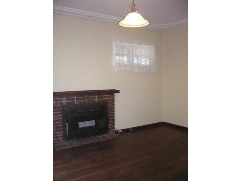 135 Hayes Avenue, Dianella WA 6059