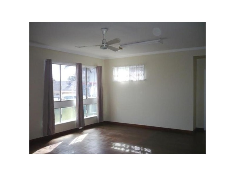 135 Hayes Avenue, Dianella WA 6059