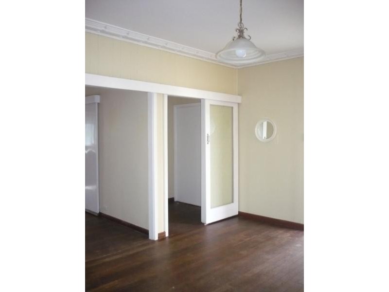 135 Hayes Avenue, Dianella WA 6059